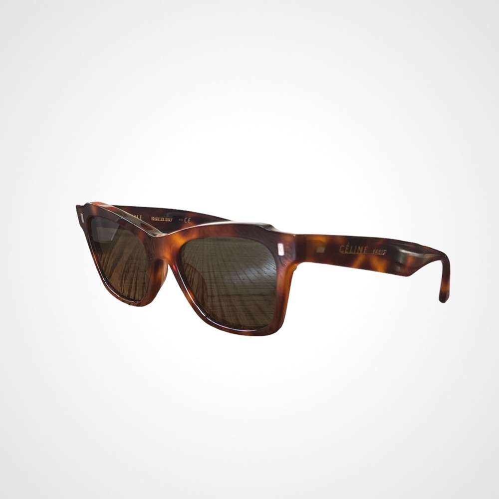 CELINE HAVANA / TORTOISE LENS SUNGLASSES 
CL 40058I  Made In Italy Like New